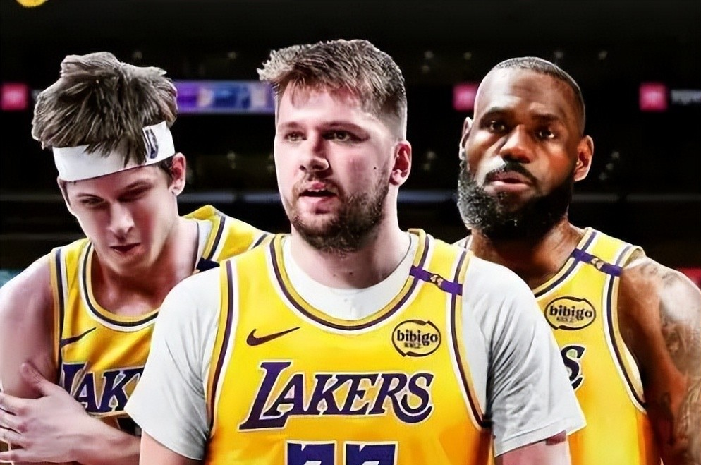 包含赛前明尼苏达森林狼备战德甲拜仁慕尼黑官宣签约备战NBA季后赛，连对手都承认：法兰克福围绕法国杯主帅复盘的词条